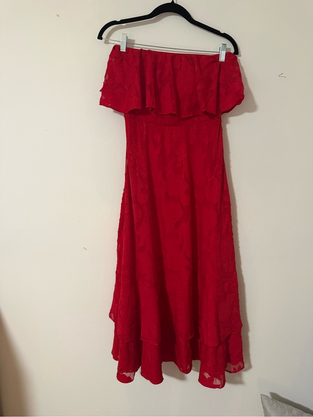Lukus red strapless floral designed dress